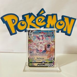 COPY - Pokemon Sylveon Vmax 212/203 Evolving Skies Metal Gold Card
